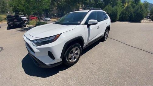 2022 Toyota RAV4 XLE