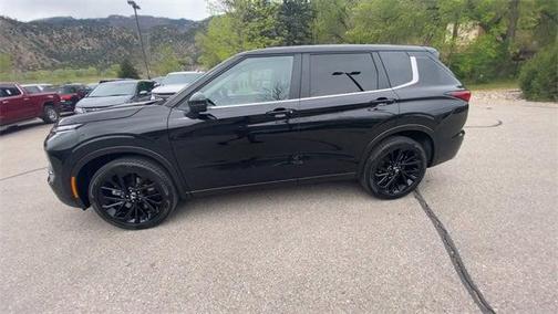 2024 Mitsubishi Outlander SE Black Edition