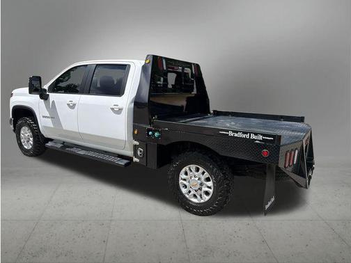 Summit White 2024 Chevrolet Silverado 3500 LT