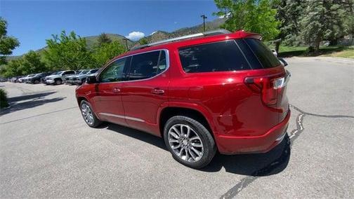 2023 GMC Acadia Denali