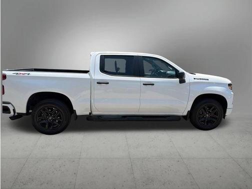Summit White 2024 Chevrolet Silverado 1500 Custom