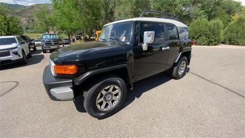 2014 Toyota FJ Cruiser Base