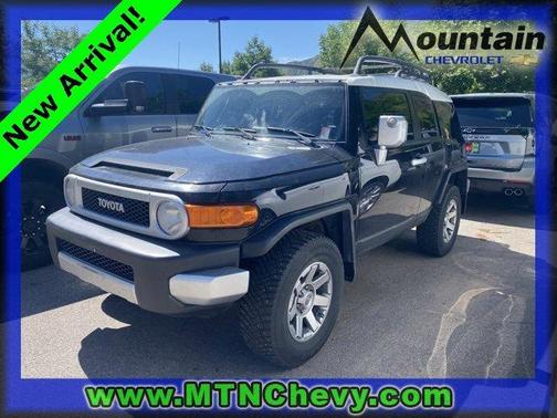2014 Toyota FJ Cruiser Base
