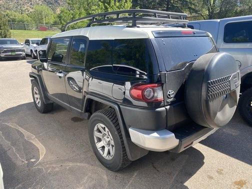 2014 Toyota FJ Cruiser Base