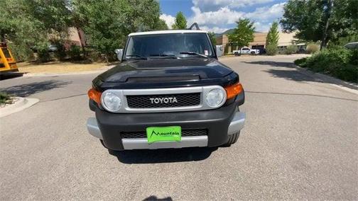 2014 Toyota FJ Cruiser Base