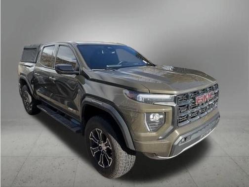 2023 GMC Canyon AT4