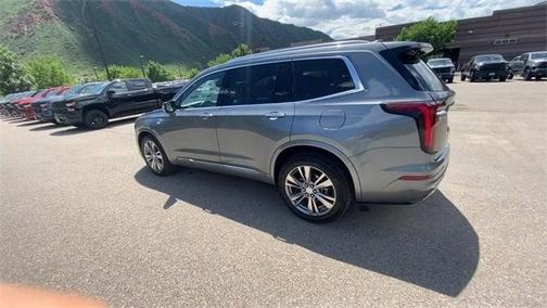 2022 Cadillac XT6 Premium Luxury AWD