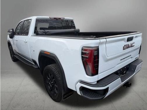 2024 GMC Sierra 3500 AT4