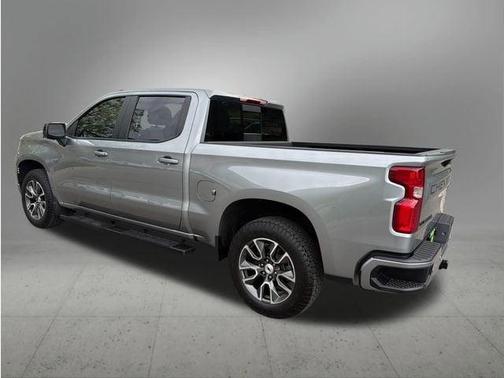 Sterling Gray Metallic 2024 Chevrolet Silverado 1500 RST