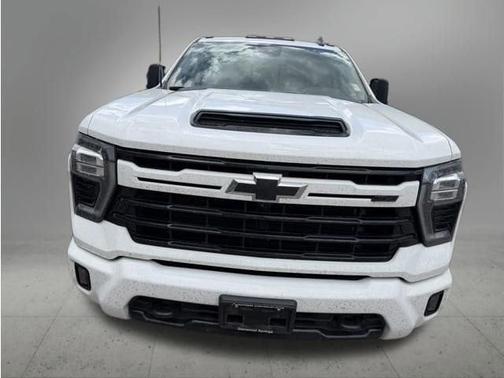 Summit White 2024 Chevrolet Silverado 2500 LT