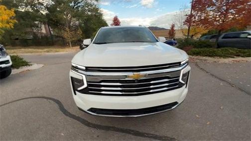 2025 Chevrolet Suburban LT