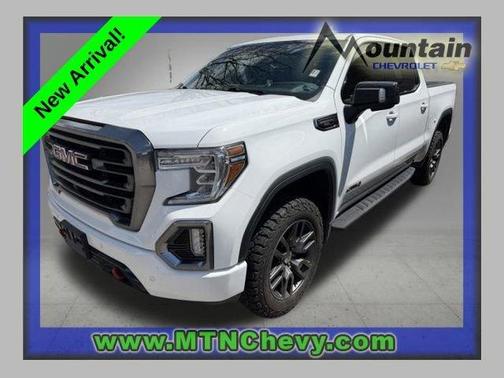 Summit White 2022 GMC Sierra 1500 Limited AT4