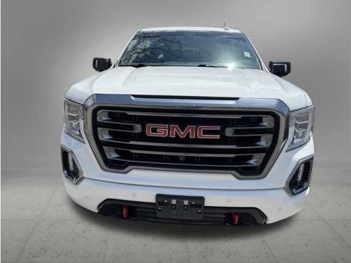 Summit White 2022 GMC Sierra 1500 Limited AT4