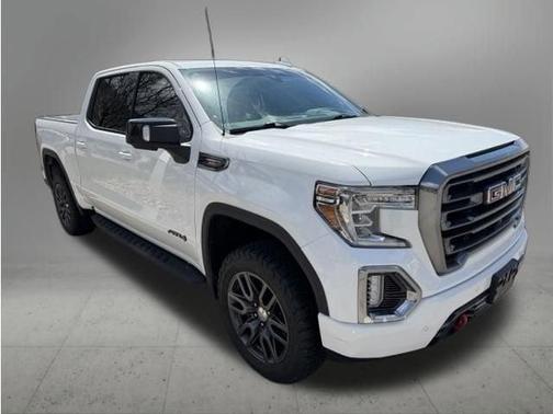 Summit White 2022 GMC Sierra 1500 Limited AT4