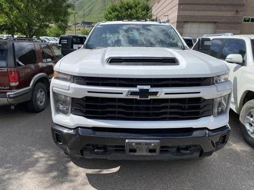 2024 Chevrolet Silverado 2500 Custom