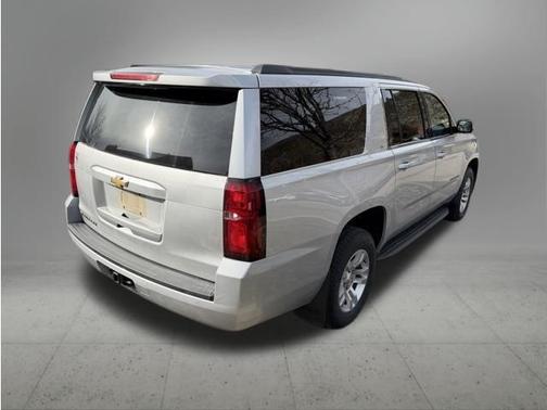 2018 Chevrolet Suburban LT