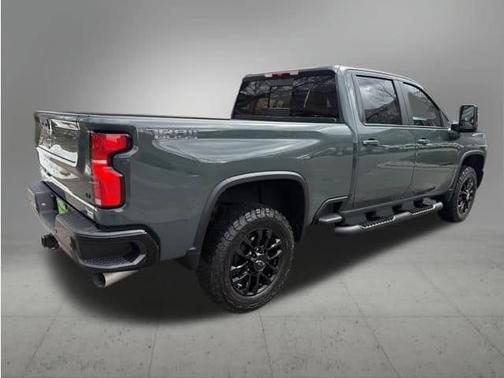 2025 Chevrolet Silverado 3500 LT