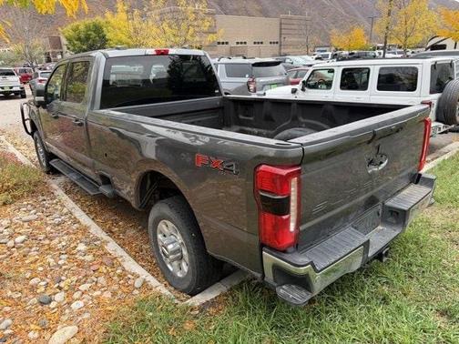 2023 Ford F-350 XLT