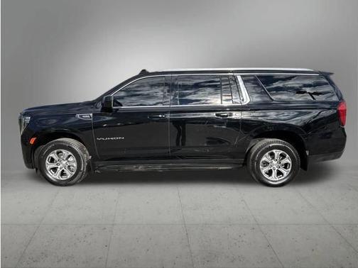 2023 GMC Yukon XL SLE