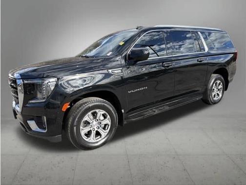 2023 GMC Yukon XL SLE