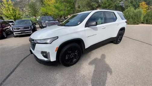 2022 Chevrolet Traverse LS