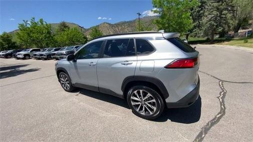 2022 Toyota Corolla Cross XLE