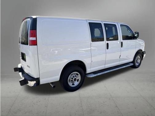 2024 GMC Savana 2500 Work Van