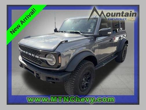 Gray Metallic 2024 Ford Bronco Wildtrak