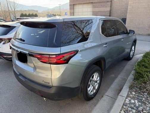 2023 Chevrolet Traverse LS