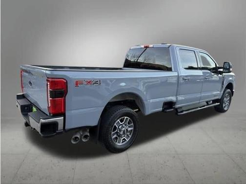 2025 Ford F-350 Lariat Super Duty
