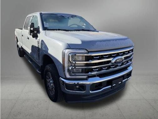2025 Ford F-350 Lariat Super Duty