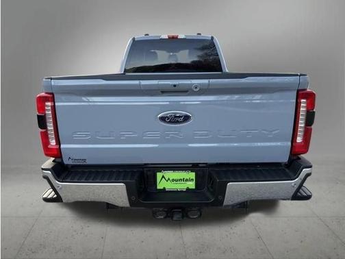 2025 Ford F-350 Lariat Super Duty