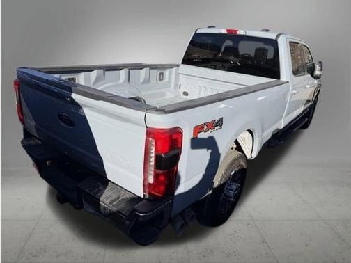 2025 Ford F-350 Lariat Super Duty