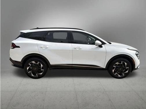 Glacial White Pearl 2023 Kia Sportage SX-Prestige
