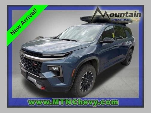 Lakeshore Blue Metallic 2025 Chevrolet Traverse Z71