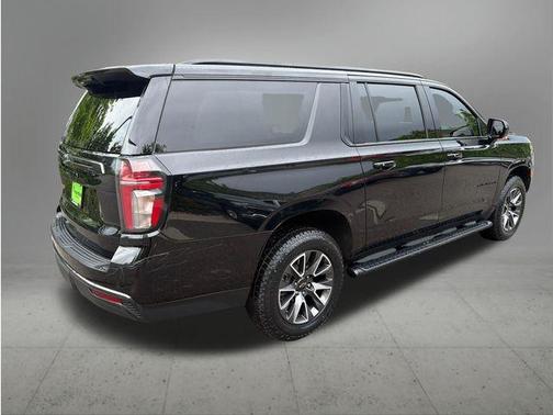 Black 2022 Chevrolet Suburban Z71