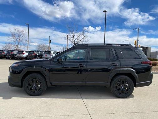 Crystal Black Silica 2026 Subaru Outback Limited