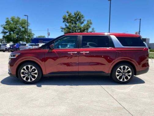 Flare Red 2022 Kia Carnival EX
