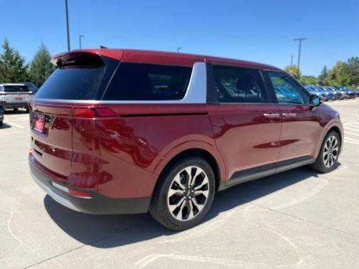 Flare Red 2022 Kia Carnival EX