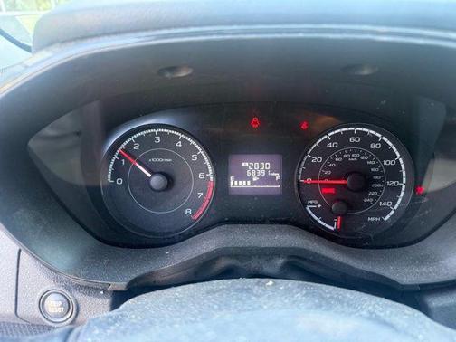 Crystal White Pearl 2021 Subaru Crosstrek Base