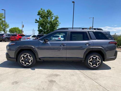 Magnetite Gray Metallic 2026 Subaru Outback Touring