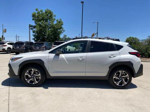 Crystal White Pearl 2025 Subaru Crosstrek Premium