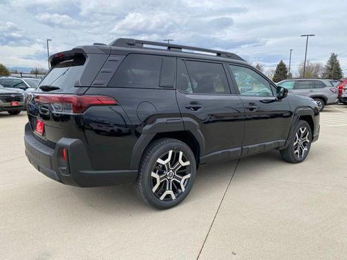 Crystal Black Silica 2026 Subaru Outback Touring XT