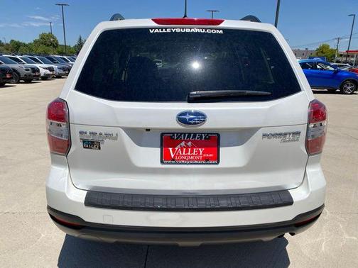 Satin White Pearl 2015 Subaru Forester 2.5i Premium