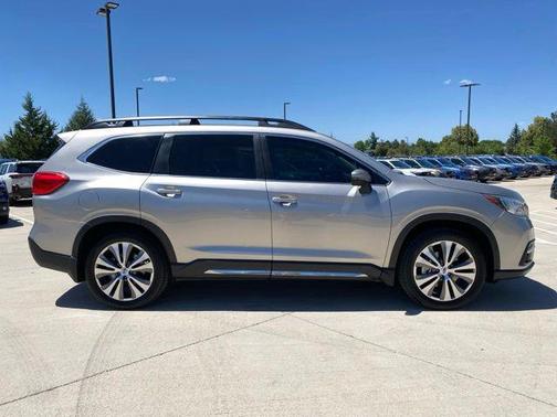 Tungsten Metallic 2020 Subaru Ascent Limited 7-Passenger