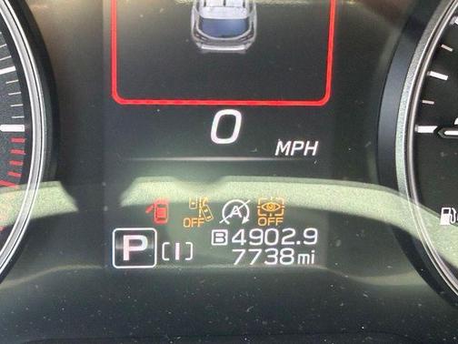 Magnetite Gray Metallic/Crystal Black Silica 2026 Subaru Crosstrek Limited