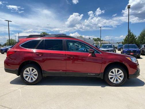 Venetian Red Pearl 2017 Subaru Outback 2.5i Premium