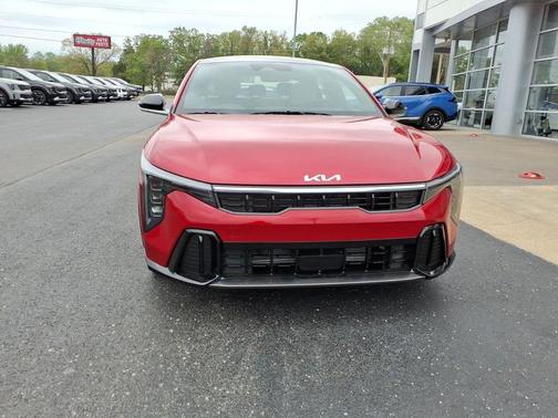 Currant Red 2026 Kia K4 GT-LINE