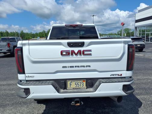 2024 GMC Sierra 2500 AT4
