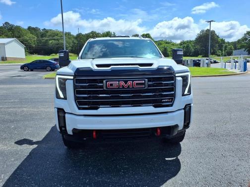 2024 GMC Sierra 2500 AT4